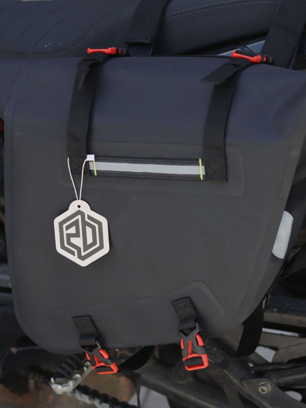 Vízálló nyereg táska motorkerékpárhoz és kerékpárhoz, TPU anyag, 30L kapacitás, modell Zc017