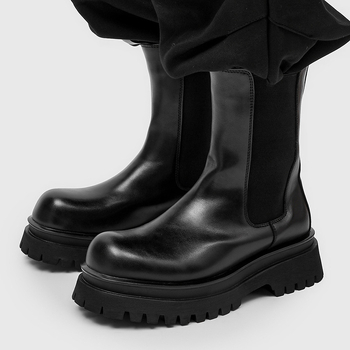 Ghete Martin în stil britanic, înalte, cu talpă groasă din cauciuc, partea superioară din PU artificial, căptușeală din plasă, gambă de înălime medie