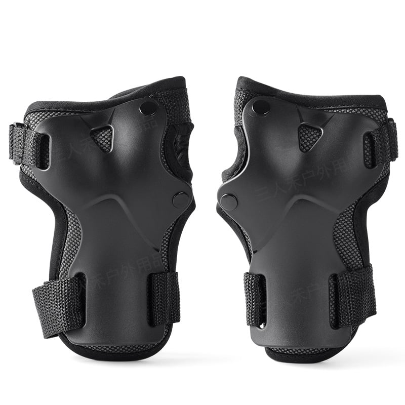 Riešo apsaugos su putų įdėklomis – skirtos riedlentėms, riedutangoms ir slidinėjimui – prekės kodas Ql-56; dėžutėje 100 vnt.