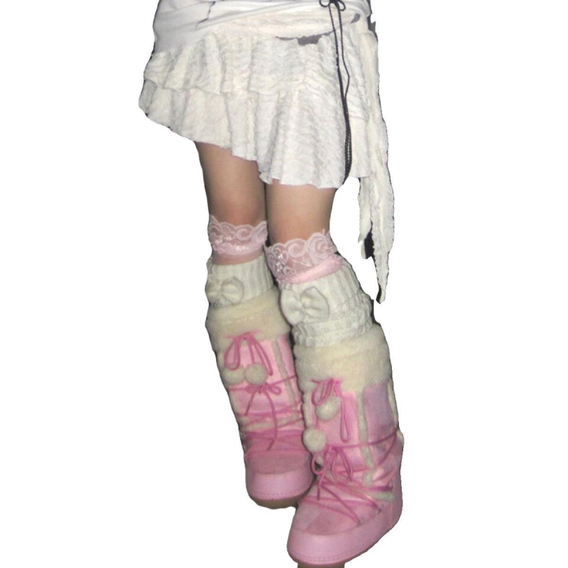 Női téli vízálló hócsizma, szőrös felsőrész, belső rövid plüss bélés, talp gumiból