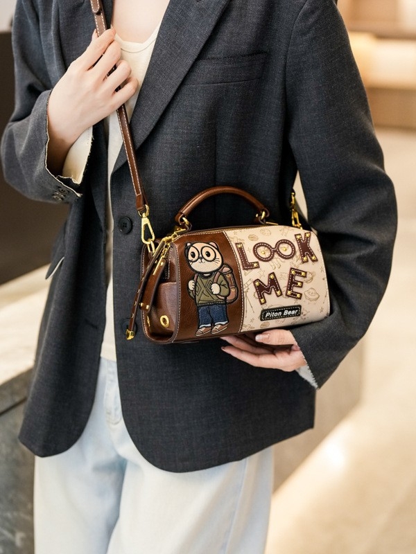 Ženska torba Boston crossbody, PU materijal, horizontalno kvadratni oblik, zatvarač, unutarnja džep s zipom i džep za telefon