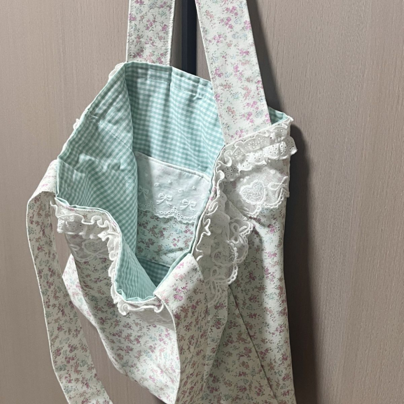 Lilleline lõuendikott õla jaoks – väliskülg: polüester, vooder lõuend, pitsääris, unisex stiil, kevad 2025