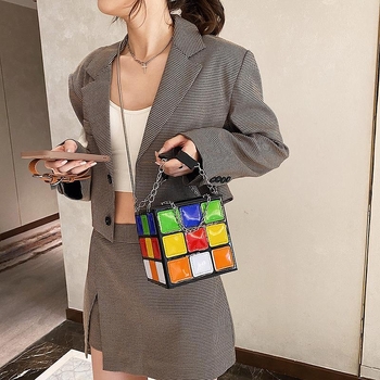 Torba preko tijela s lancem, PU materijal; mala kvadratna torba u kutijastom obliku; zatvarač; gradski stil