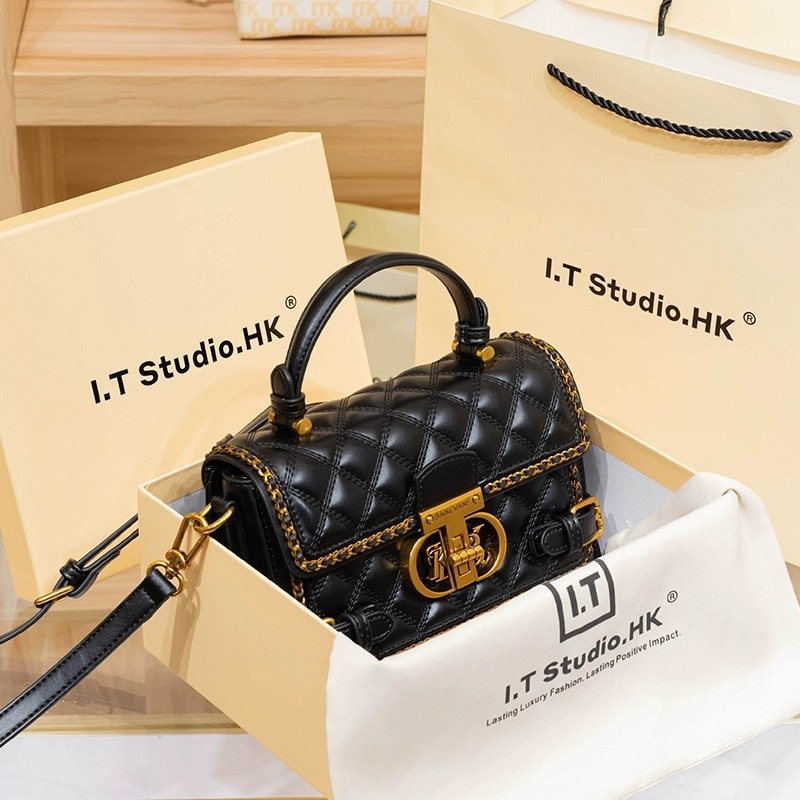 Ženska torbica crossbody s poklopcem, PU materijal, zaključavanje, džep za ID, poliester podstava, vodoravni kvadratni oblik, jednodijelna naramenica, za svakodnevnu upotrebu