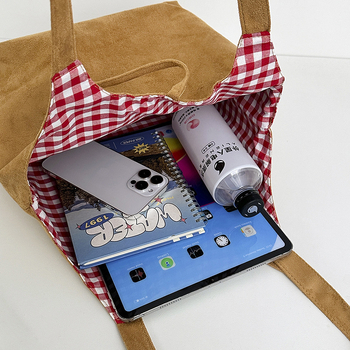 Tote torba, gradska jednostavnost, PU materijal, horizontalni kvadratni oblik, zatvarač, džep za mobitel, podstava od poliestera