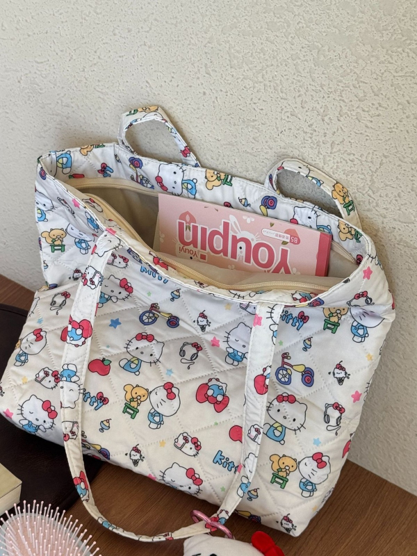 Taotao torbica preko ramena — Oxford materijal, vertikalni kvadratni oblik, zatvarač, najlonska podstava, unutarnji džepovi za telefon i dokumente