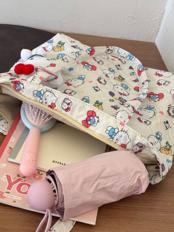 Taotao torbica preko ramena — Oxford materijal, vertikalni kvadratni oblik, zatvarač, najlonska podstava, unutarnji džepovi za telefon i dokumente