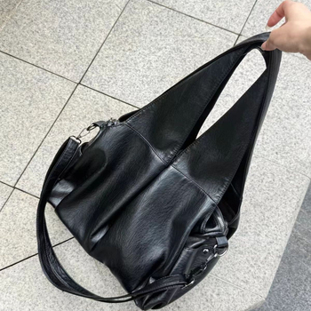 PU naha tote kott Ameerika retro stiilis, suur maht, tõmblukuga suletus, sisemine tõmblukuga tasku, polüester vooder, üks õlarihm