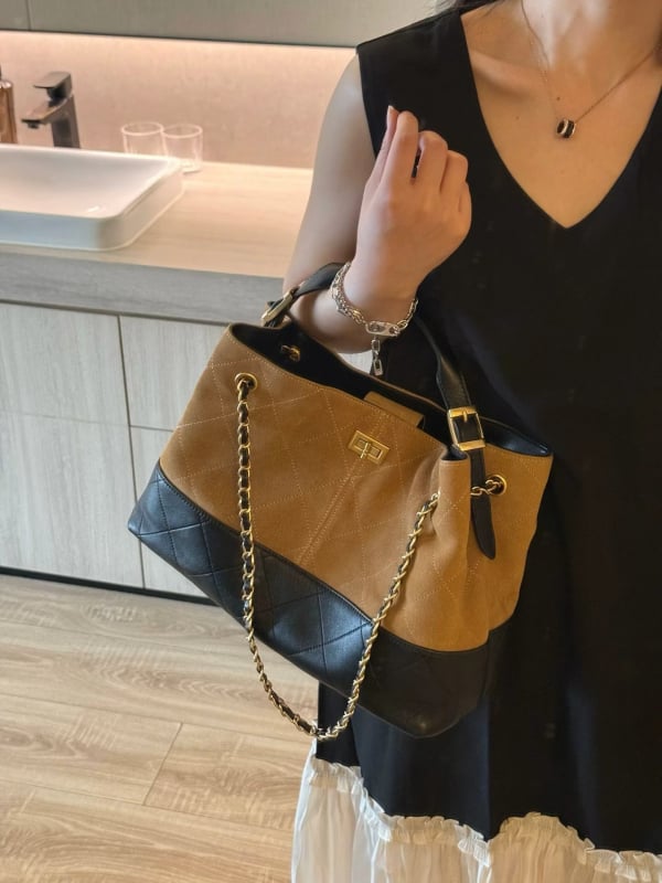 PU bucket bag, gradski minimalistički stil, skriveni džep sa zipom i dvostruke naramenice