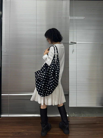 Geantă crossbody cu buline, nylon, unisex, pentru călătorii de relaxare