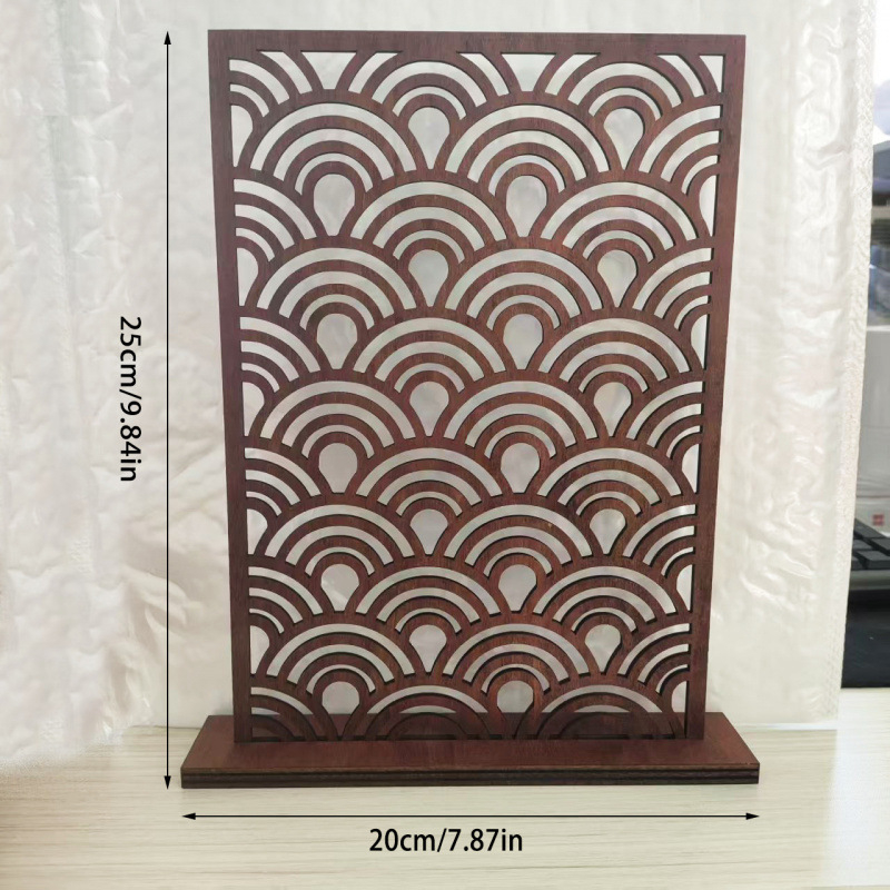 Suport din lemn pentru cercei cu decupaje — organizator de bijuterii pentru birou, stil artistic, primăvara 2024