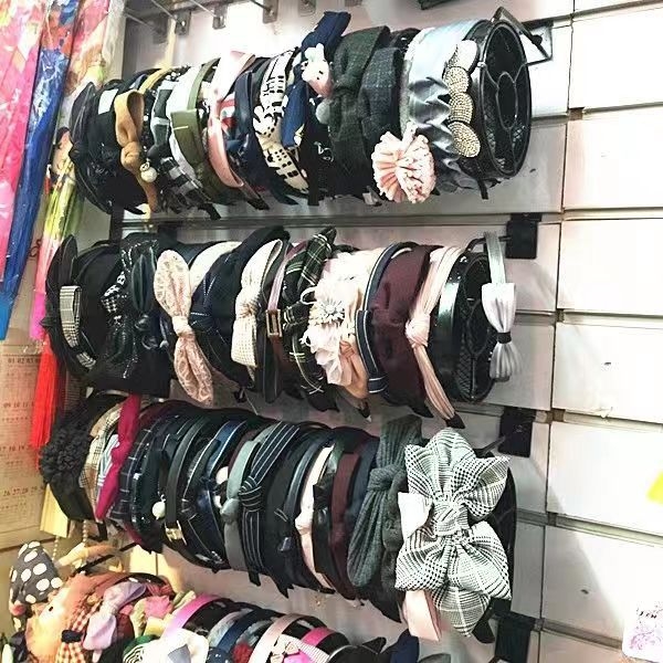 Raft de afișare pentru accesorii pentru cap, montaj pe perete, din fier forjat, un singur nivel, stil artistic