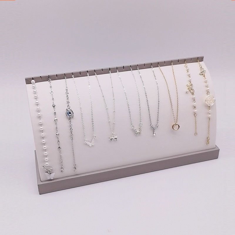Nyaklánc- és karkötő bemutató állvány – Magas minőségű ékszer-tároló, csiszolt bőr, egyszintes, nagy kapacitás