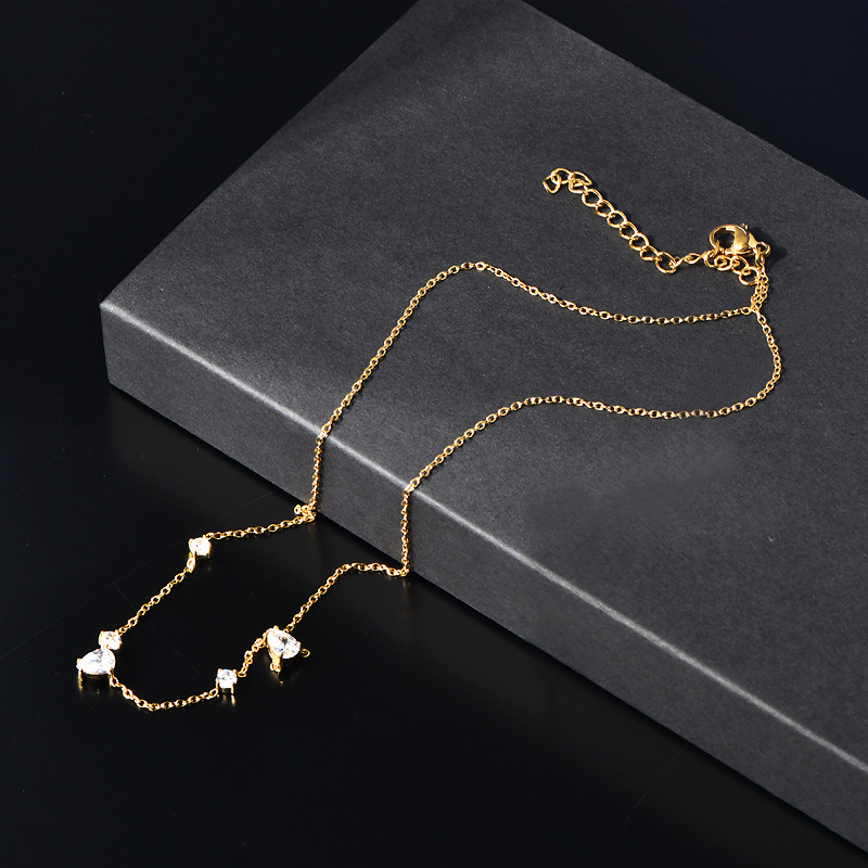 Ogrlica | titan čelik, dijamantno obrađena, oblik U, lanac zmijskog tipa, ljeto 2024