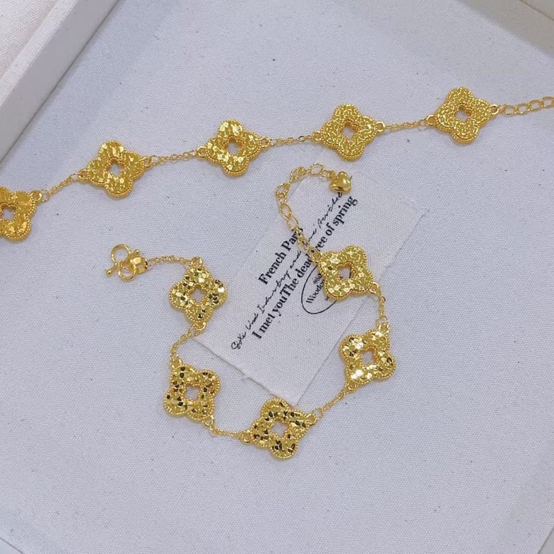 Narukvica s dizajnom ljuskica zmaja i šuplje četverolisne djeteline (Materijal: bakar s premazom; Brend: Jinling Jewelry; Stil: Ženski, Modni; Dizajn: Zmajeve ljuske, Šuplja četverolisna djetelina; Lansiranje: proljeće 2025)