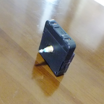 Mehanizam za zidni sat, skandinavski moderni minimalistički stil (plastično kućište; Pogon: Quartz; 1 kom)