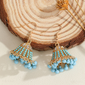 Обеци – етническа корона форма, инкрустирани оризови мъниста и кристали, висулка птича клетка с камбанка; цинкова сплав; за жени