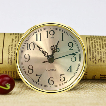 Kvarcni sat, Plastično kućište, Moderni minimalistički stil, Podrijetlo: Guangdong