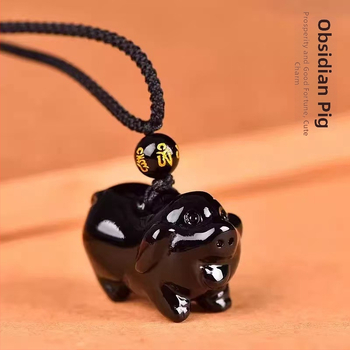 Náhrdelník s príveskom z obsidiánu v tvare prasiatka, 3D motív dvanástich znamení zverokruhu, leštený povrch, etnicko-literárny retro štýl
