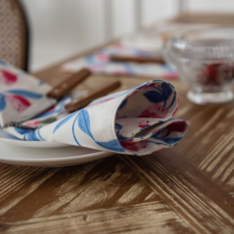 Table Flag, смесена тъкан 90% памук / 10% лен, модерен минимализъм, персонализируем дизайн, за хол и ресторант