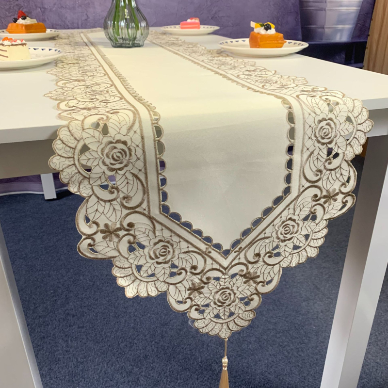 Покривка за маса с бродерия от полиестер, празничен мотив, модерен стил, персонализируемо
