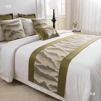 Dekorativni šal za krevet za hotele i smještajne objekte sa prugastim uzorkom (Materijal: Drugo; Uzorak: Prugasti; Stil: Drugo; Hotelski stil)