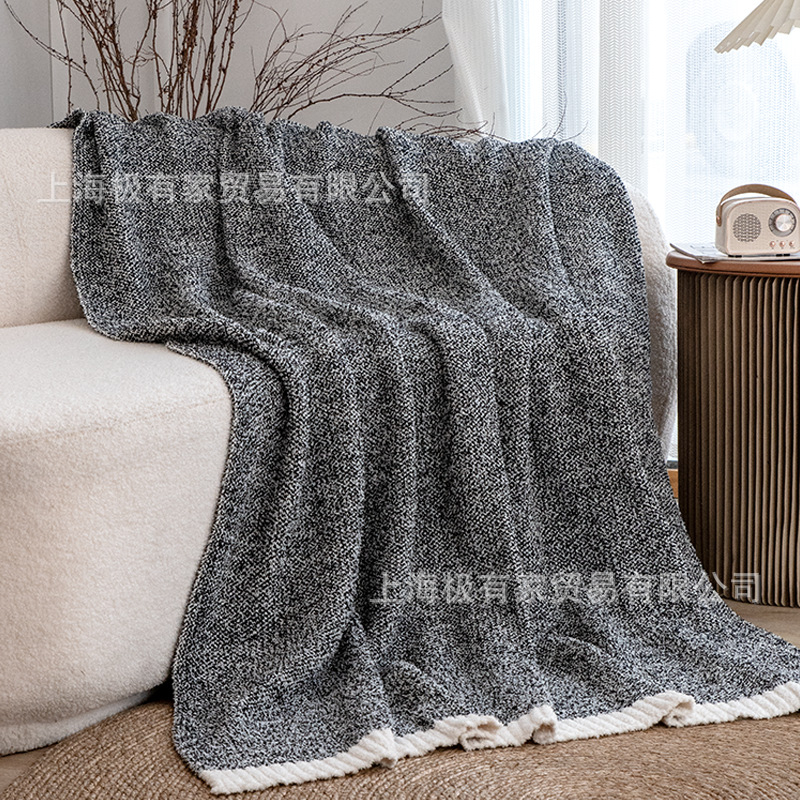 Одеяло в скандинавски стил с полувелурено флисово покритие, 1.03 кг, за дневна и диван, персонализирано