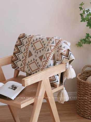 Бохемско одеяло за диван, етно стил, геометрични мотиви, усадка 2-3%, устойчивост на цветовете 2-3%