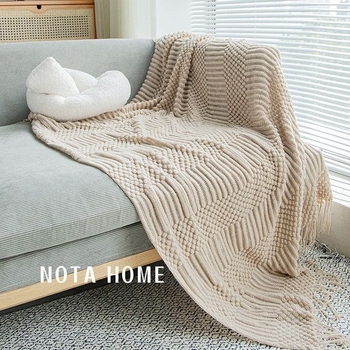 Nordic stílusú gyapjú-kasmír pléd, egyszínű, 300 g alatt (Anyag: gyapjú/kasmír; Tömeg: 300 g alatt; Mintázat: egyszínű; Stílus: Nordic)