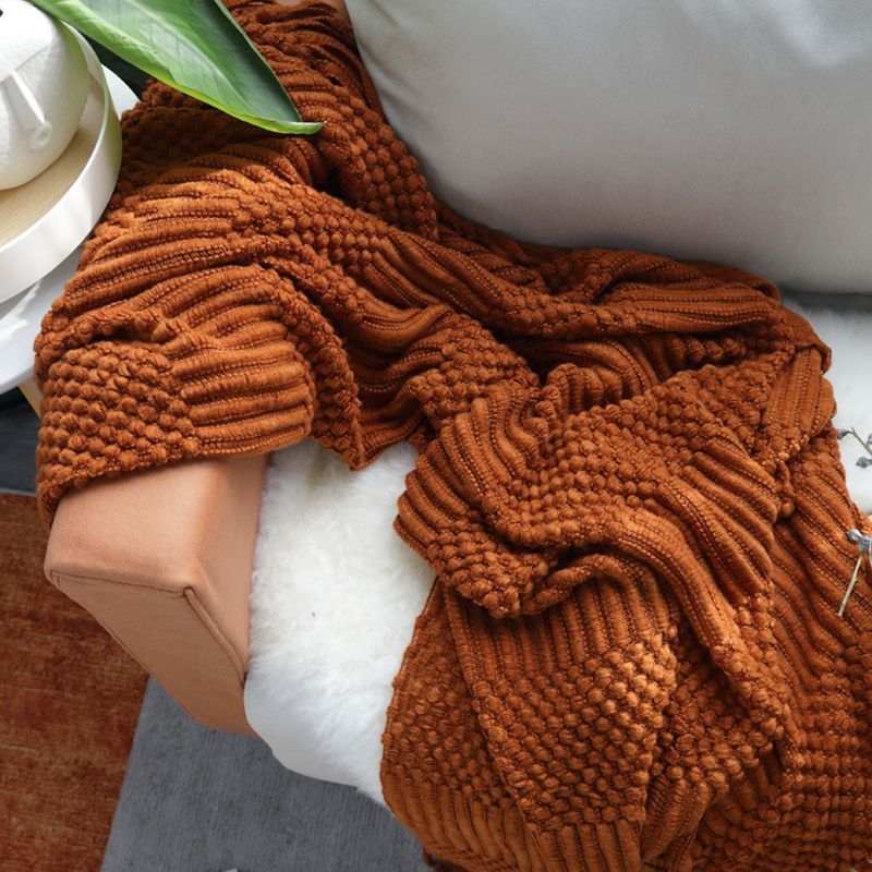 Nordic stílusú gyapjú-kasmír pléd, egyszínű, 300 g alatt (Anyag: gyapjú/kasmír; Tömeg: 300 g alatt; Mintázat: egyszínű; Stílus: Nordic)