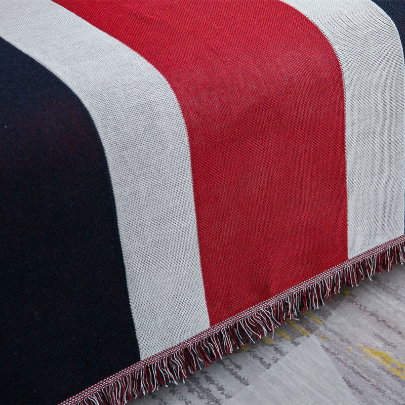 Pătură pentru canapea în stil american, groasă, acoperire completă, model cu dungi, material amestecat, compatibilă cu canapelele modulare, stil minimalist, tip pernă, personalizabil