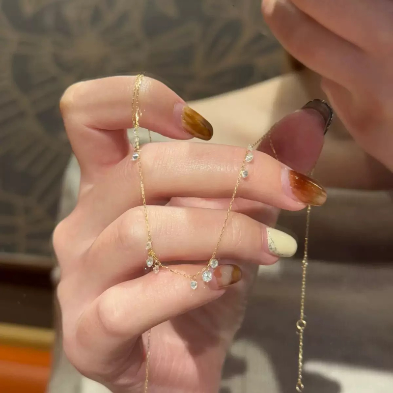 Colier din argint 925 cu lanț plat transversal, pandant geometric în formă de picătură de cristal, 2 g, stil rece