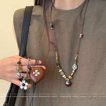 Colier cu pandantiv inimă în formă de cruce, lanț din lemn lucrat manual, pandantiv din aliaj, stil etnic boem