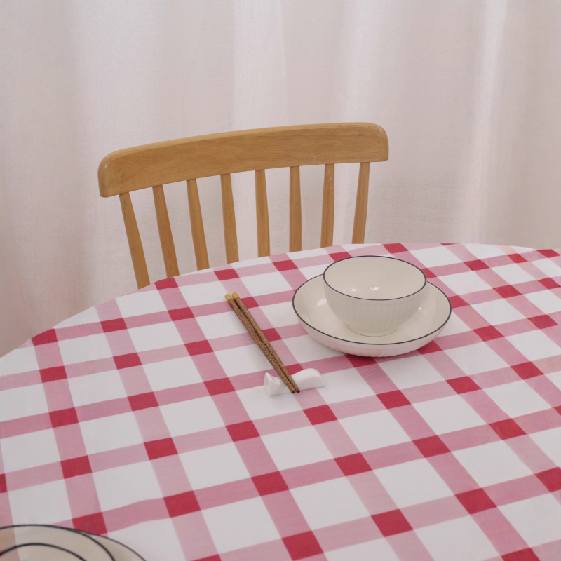 Μίας χρήσης πλαστικό τραπεζομάντηλο σε ορθογώνιο σχήμα, παχύ, αδιάβροχο και ανθεκτικό στο λάδι, καρό σχέδιο, προσαρμόσιμο για ξενοδοχεία και εστιατόρια