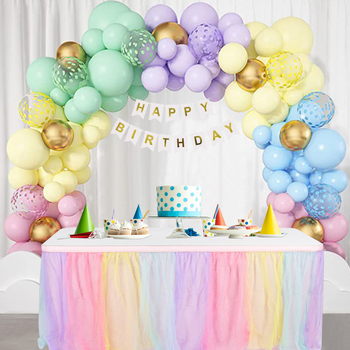 Vjenčana stolna suknja – mrežasta, pravokutnog oblika, prugast uzorak