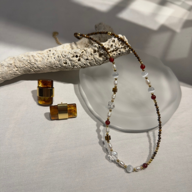 Tigris szem kőből készült nyaklánc, geometriai forma, szabályos lánc, Xiaoxiangfeng stílus, 2025 ősz