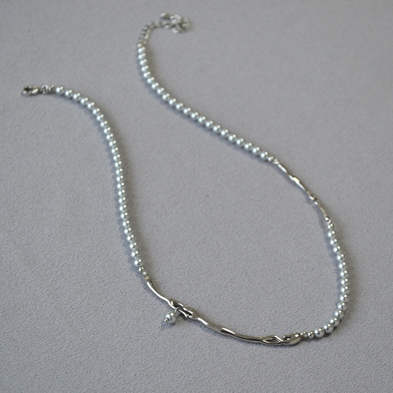 Ogrlica od bakra s elektroplatom, perljnim lancem i privjeskom od umjetnog kristala, francuski retro dizajn, težina 20 g, za žene