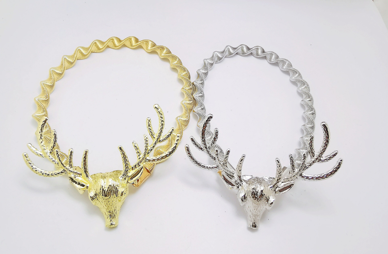 Klip za zavjese s oprugom – motiv jelen, model 001, legura, stil lagani luksuz (Obrada i prilagodba: Da)