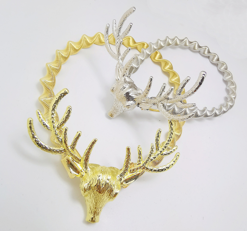 Klip za zavjese s oprugom – motiv jelen, model 001, legura, stil lagani luksuz (Obrada i prilagodba: Da)