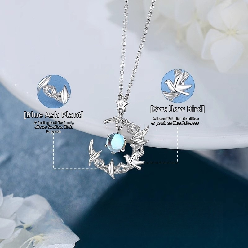 Ogrlica Moonstone od srebra 999 s motivom ptice, lanac križnog tipa, podesiva duljina 41–50 cm, proljeće 2025