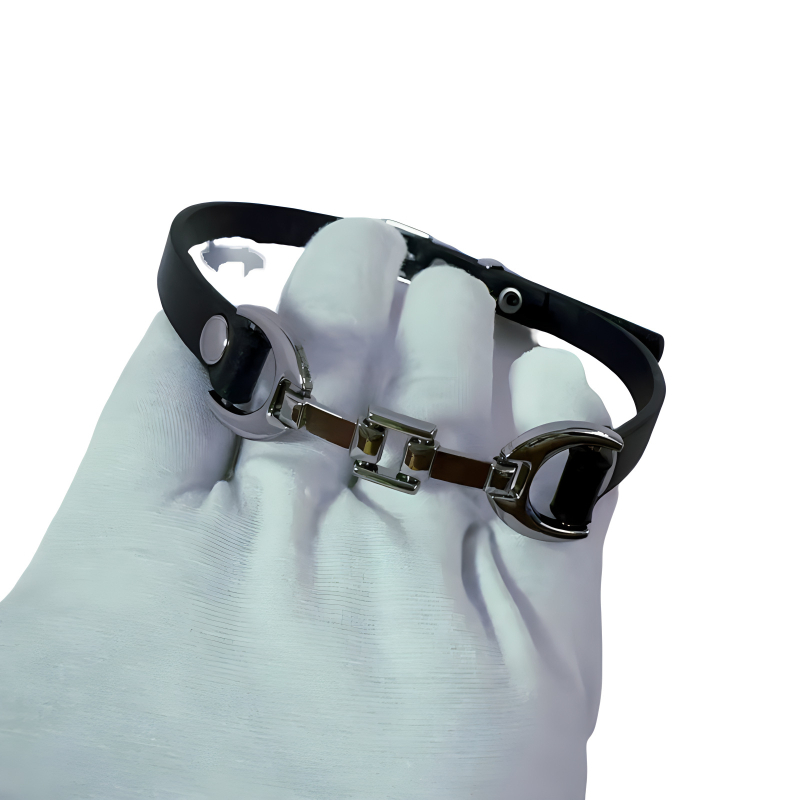 Ogrlica choker od zlitine, uvijena lančićem, privjesak od zlitine, elektroplatirana površina, težina 21 g