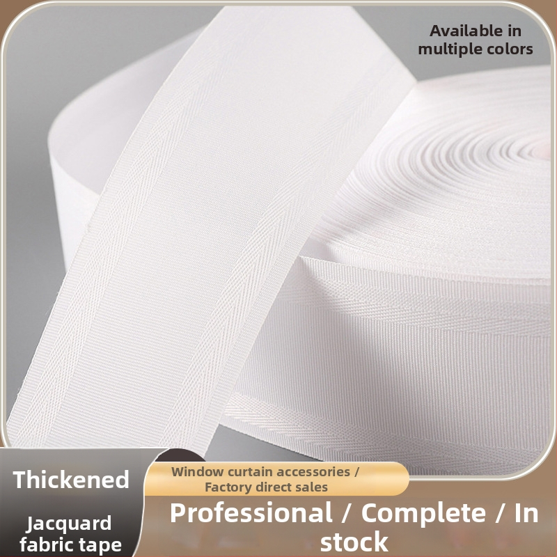 Hongxiang polüestrist kardinatalindi koos õmmeldud lintidega