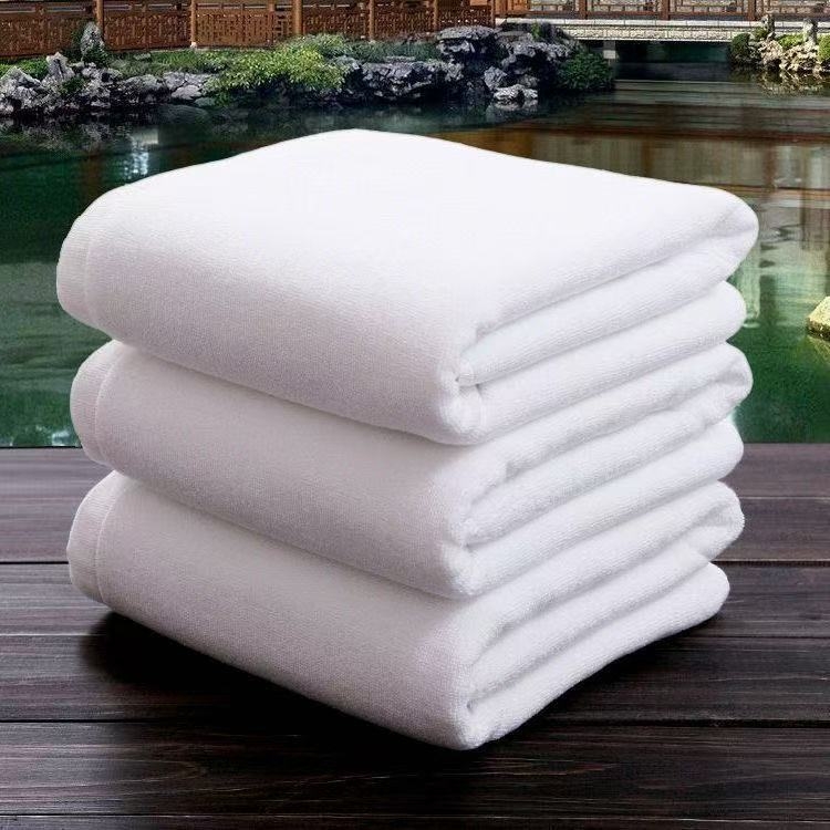 Hotelski ručnik s mogućnošću prilagođavanja (Zgušnjena verzija; 100% pamuk; 120 g; apsorpcija 0–5 s)