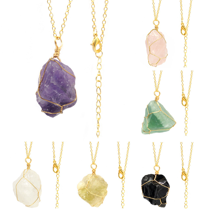 Kristály nyaklánc ametiszt kristállyal, kézzel készített, kristály medál, O-lánc, geometriai stílus