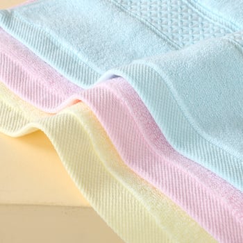 Pamut törölköző ajándékdobozban, 110 g, testreszabás és logónyomtatás elérhető