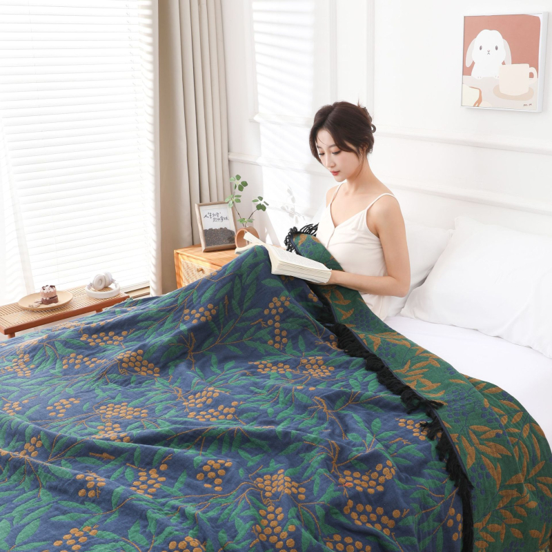 Памучно марля хавлиено одеяло — многослойно, флорален принт, 1500–1999 g, подходящо за всички сезони, модерен минималистичен стил