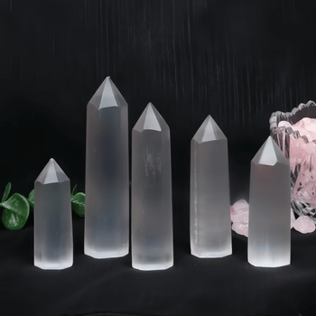 Гипсови кристални колони, прозрачни, шестостенни, с един връх, произход: Lianyungang Donghai County