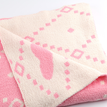 Pokrivač kauča sa srcolnim uzorkom, minimalistički stil, sve sezone, poliester deka tip ručnik, 800–1000 g
