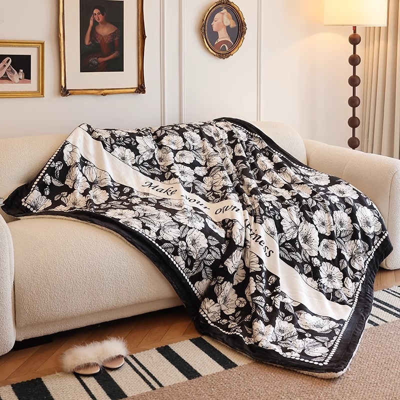 Dekica u Francuskom stilu, lagani luksuz, uzorak biljke i cvijeća, poliester tkanina, 420–430 g/m2, mogućnost prilagođavanja