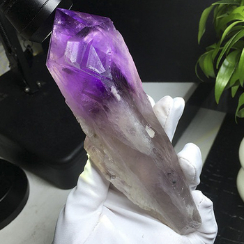 Аметистов жезъл от естествен кристал, суров камък; кристал: аметист; украса: скелетна, домашна декорация